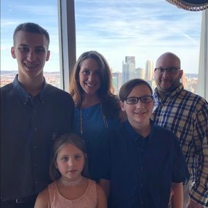 Meet your Posher, Jennifer